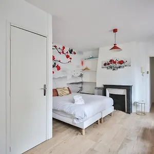 https://8-studio-2perssvres-lecourbenecker.fr-paris.fr